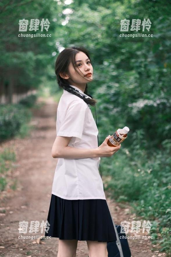 在“cg网”，最新八卦简直是瓜田里的小白兔，跳出来让你开怀！