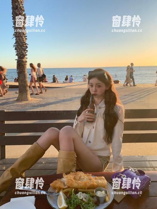 吃瓜黑料网 有啥好消息在线?快在吃瓜黑料网收藏,别让八卦陪你熬夜